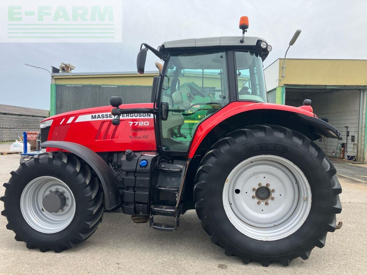 Massey Ferguson 7720 - Τρακτέρ: φωτογραφία 2 Massey Ferguson 7720 - Τρακτέρ: φωτογραφία 2