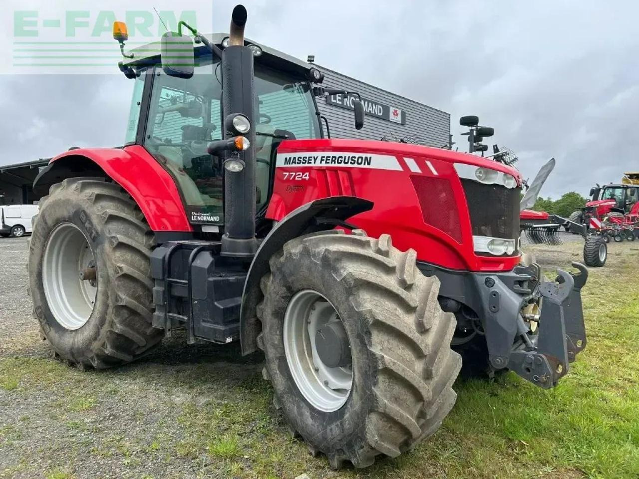 Massey Ferguson 7724 dyna-6 exclusive Exclusive - Τρακτέρ: φωτογραφία 1 Massey Ferguson 7724 dyna-6 exclusive Exclusive - Τρακτέρ: φωτογραφία 1