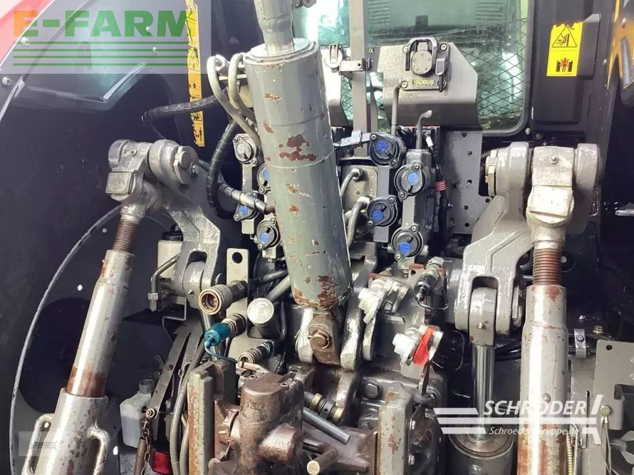 Massey Ferguson 8670 dyna-vt excellence - Τρακτέρ: φωτογραφία 5 Massey Ferguson 8670 dyna-vt excellence - Τρακτέρ: φωτογραφία 5