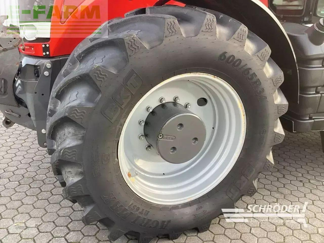 Massey Ferguson 8670 dyna-vt excellence - Τρακτέρ: φωτογραφία 2 Massey Ferguson 8670 dyna-vt excellence - Τρακτέρ: φωτογραφία 2