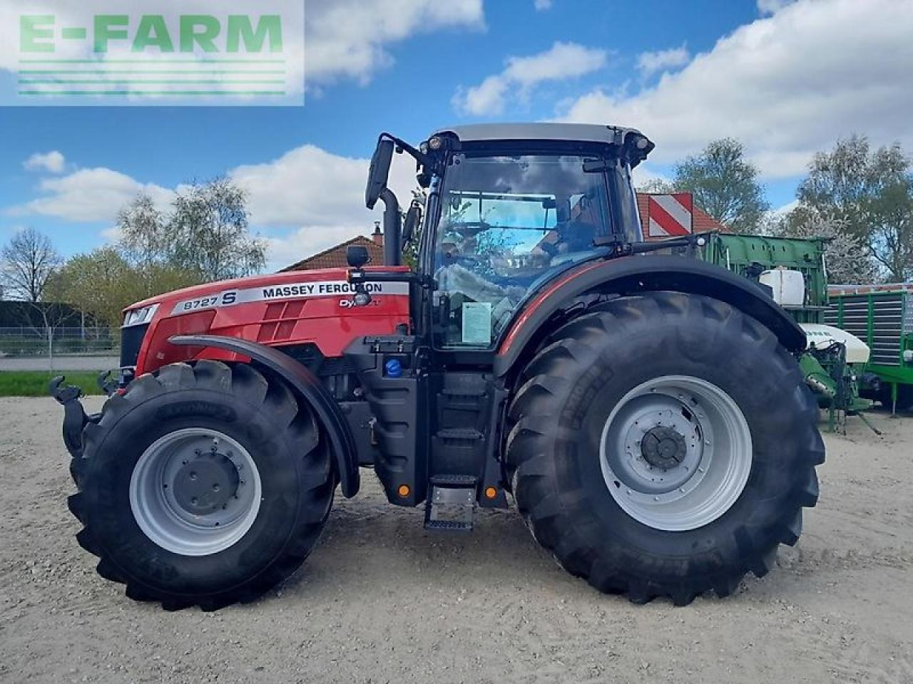 Massey Ferguson 8727 dvt exclusive Exclusive - Τρακτέρ: φωτογραφία 1 Massey Ferguson 8727 dvt exclusive Exclusive - Τρακτέρ: φωτογραφία 1