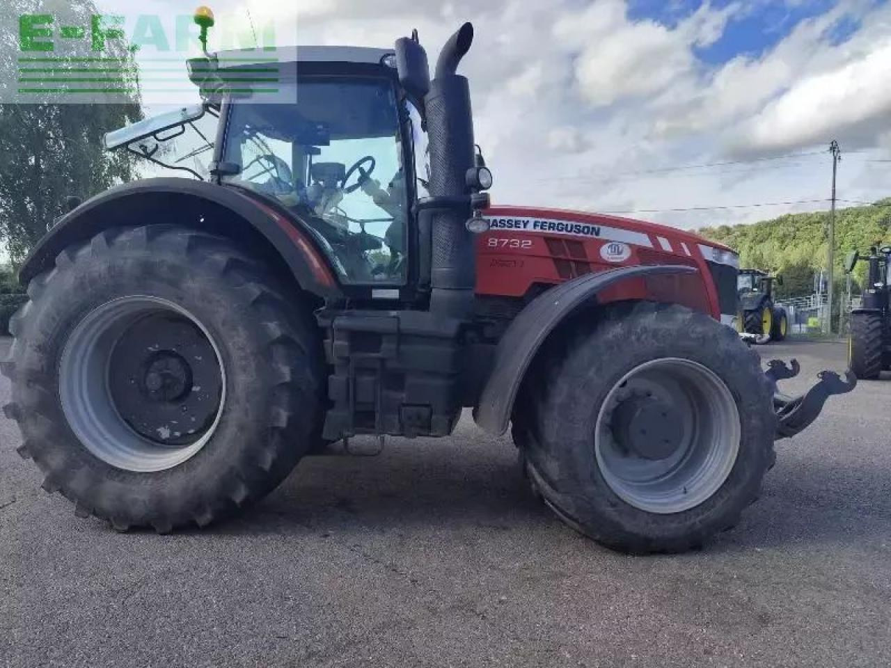 Massey Ferguson 8732 - Τρακτέρ: φωτογραφία 2 Massey Ferguson 8732 - Τρακτέρ: φωτογραφία 2