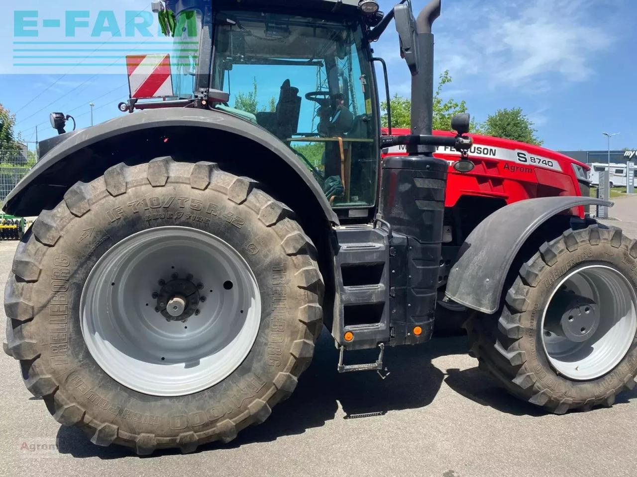 Massey Ferguson 8740 s dyna vt exclusive Exclusive - Τρακτέρ: φωτογραφία 3 Massey Ferguson 8740 s dyna vt exclusive Exclusive - Τρακτέρ: φωτογραφία 3