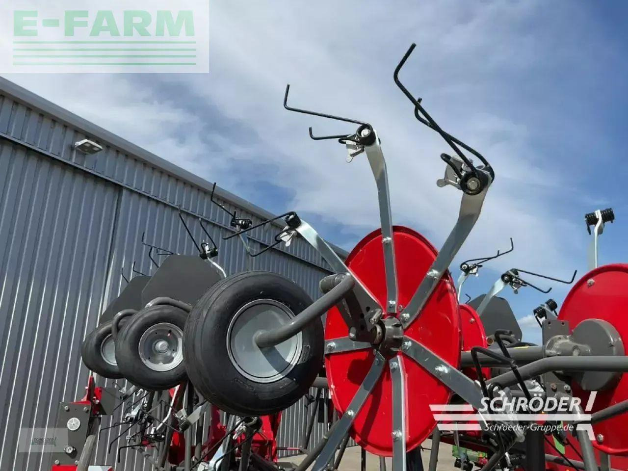 Massey Ferguson td 1310x trc (lotus 1250 t) - Χορτοσυλλέκτης: φωτογραφία 3 Massey Ferguson td 1310x trc (lotus 1250 t) - Χορτοσυλλέκτης: φωτογραφία 3