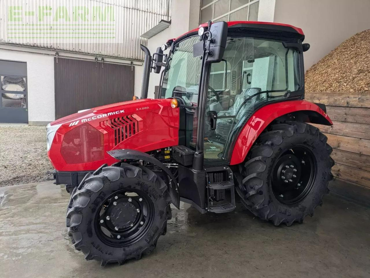 McCormick x4.080 - Τρακτέρ: φωτογραφία 3 McCormick x4.080 - Τρακτέρ: φωτογραφία 3