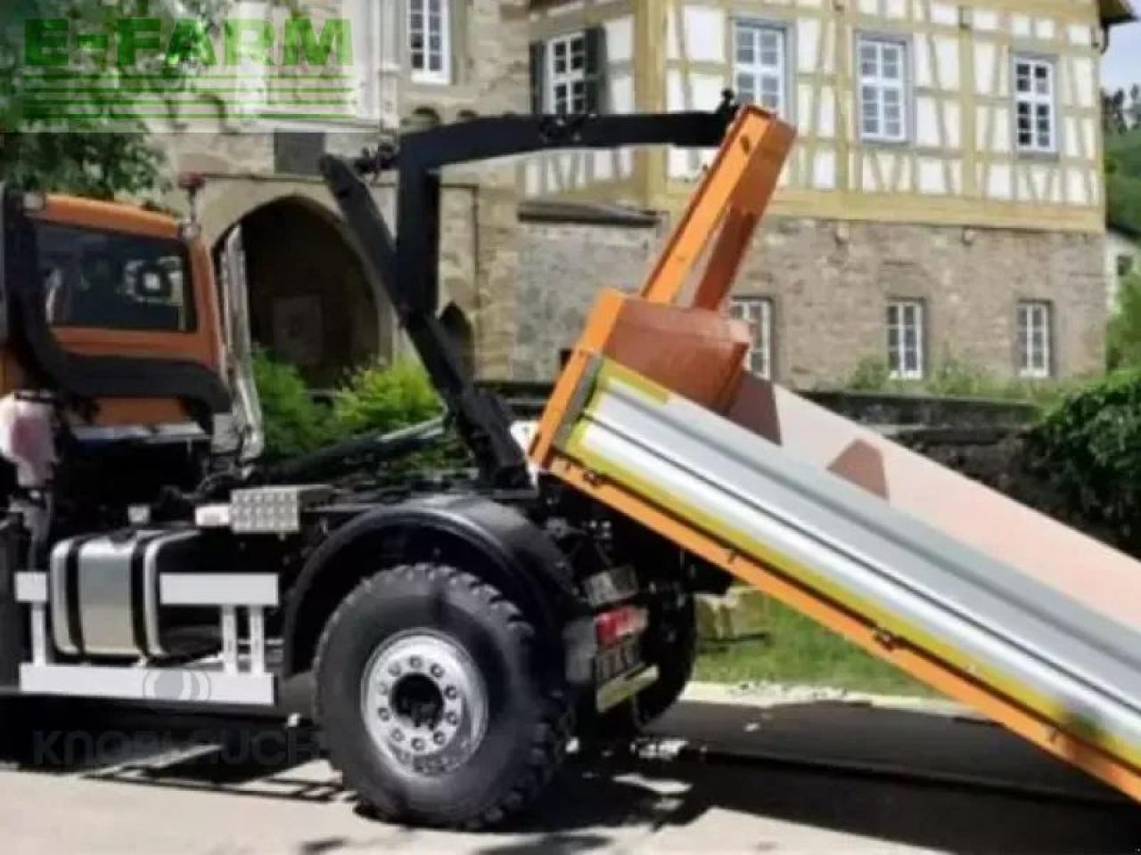 Mercedes-Benz unimog u423 - Τρακτέρ: φωτογραφία 2 Mercedes-Benz unimog u423 - Τρακτέρ: φωτογραφία 2