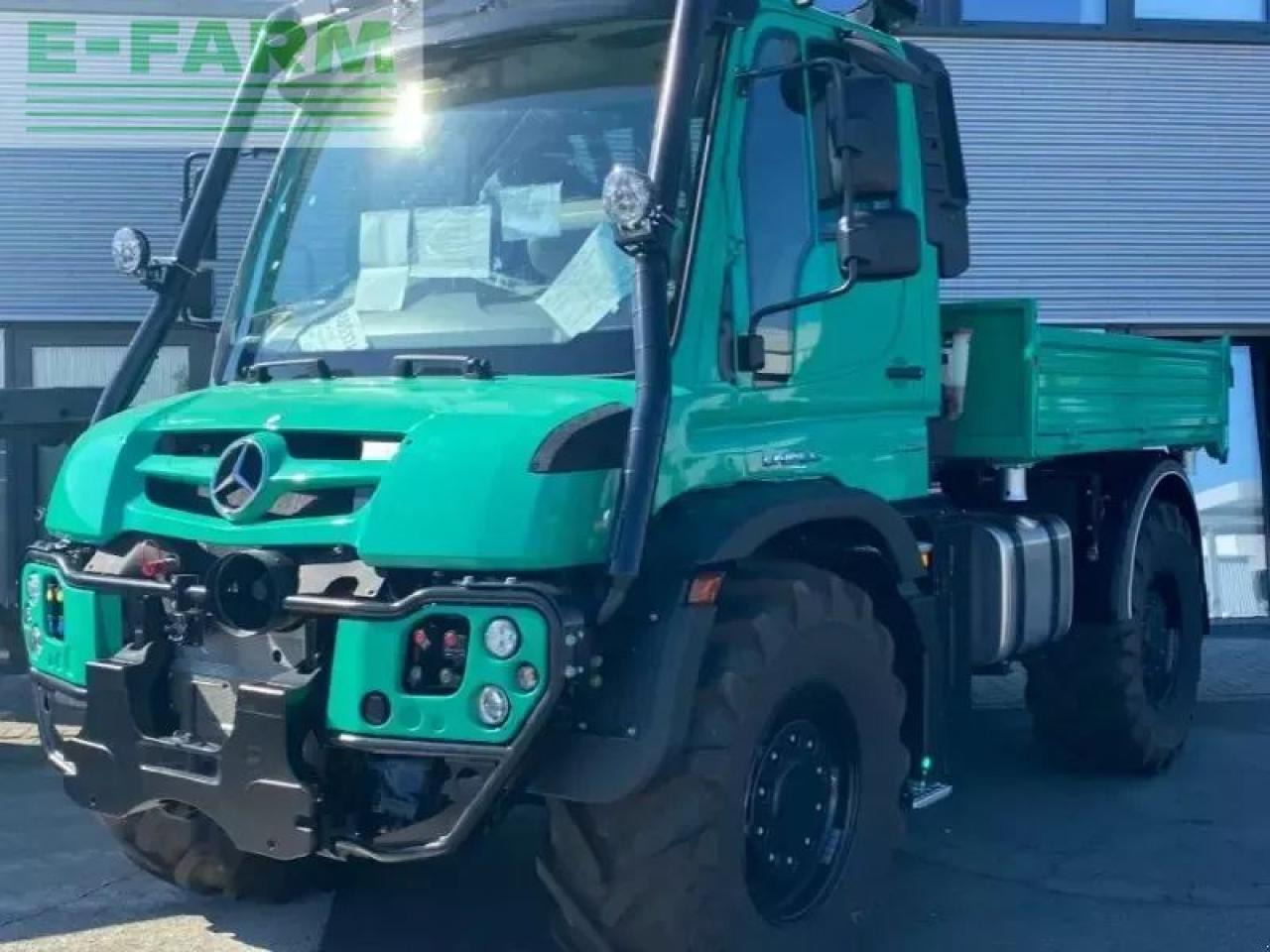 Mercedes-Benz unimog u530 - Τρακτέρ: φωτογραφία 1 Mercedes-Benz unimog u530 - Τρακτέρ: φωτογραφία 1