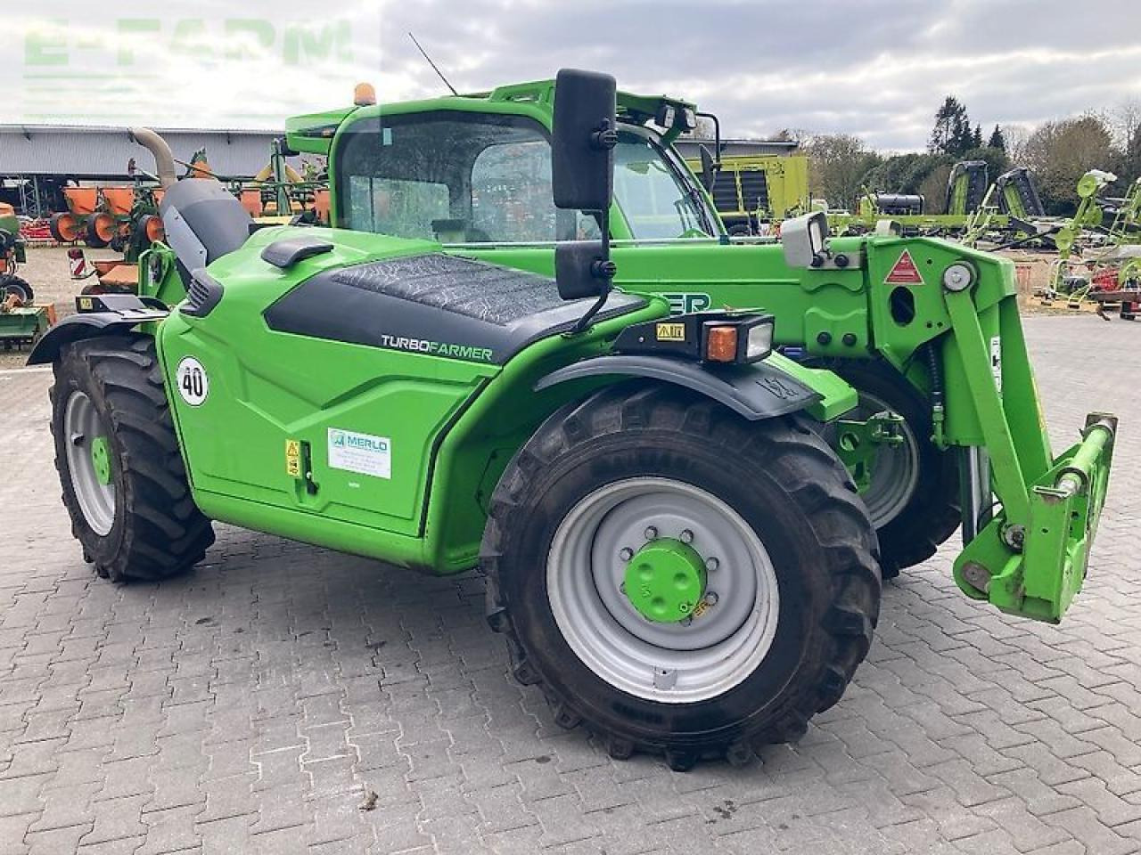 Merlo tf 33.7 - Τηλεσκοπικός φορτωτής: φωτογραφία 4 Merlo tf 33.7 - Τηλεσκοπικός φορτωτής: φωτογραφία 4