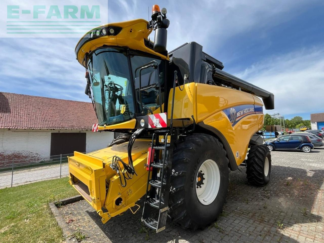 New Holland CX 6.90 - Θεριζοαλωνιστική μηχανή: φωτογραφία 2 New Holland CX 6.90 - Θεριζοαλωνιστική μηχανή: φωτογραφία 2