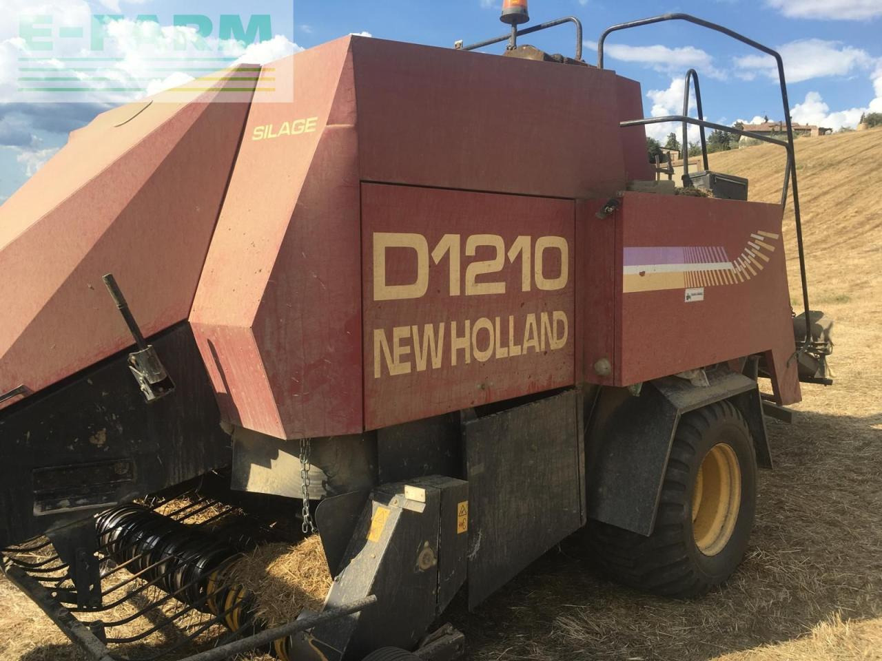 New Holland D1210 - Χορτοδετική μηχανή τετράγωνες μπάλες: φωτογραφία 1 New Holland D1210 - Χορτοδετική μηχανή τετράγωνες μπάλες: φωτογραφία 1