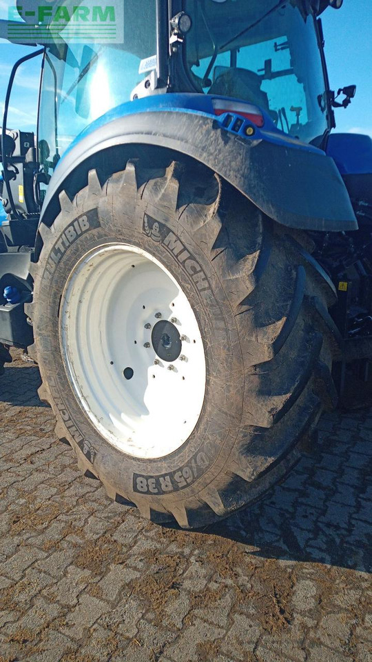 Τρακτέρ New Holland T5.140 AC AC: φωτογραφία 22
