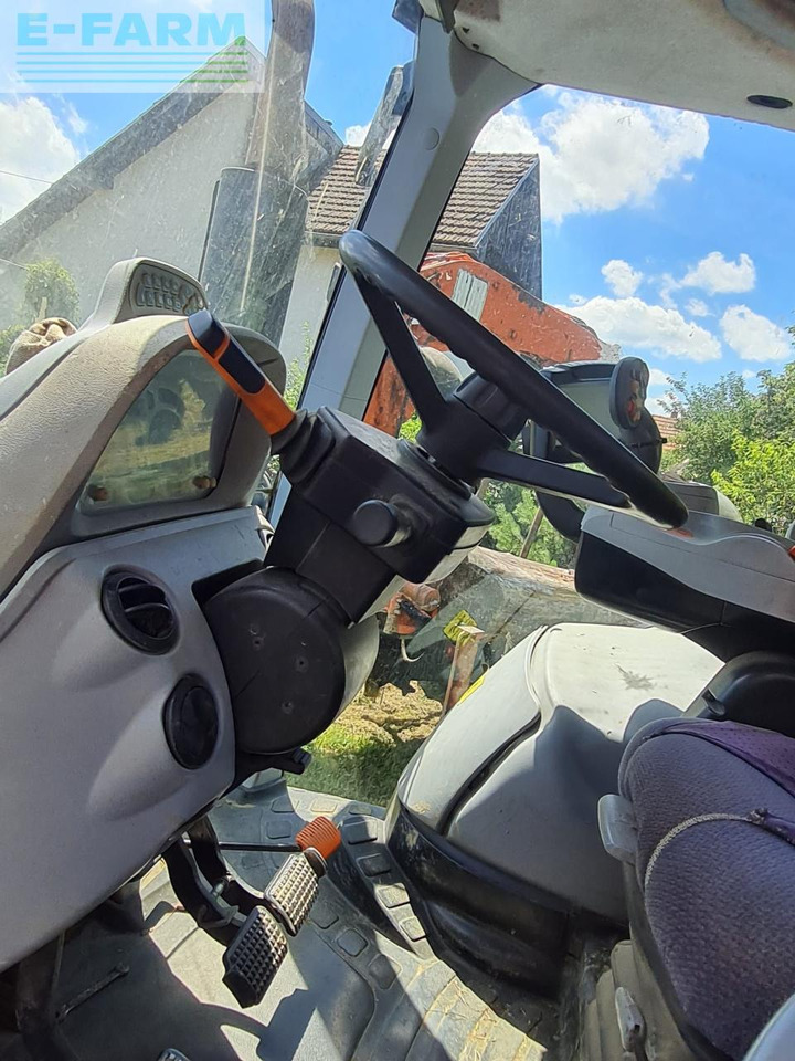 New Holland T7050 - Τρακτέρ: φωτογραφία 3 New Holland T7050 - Τρακτέρ: φωτογραφία 3