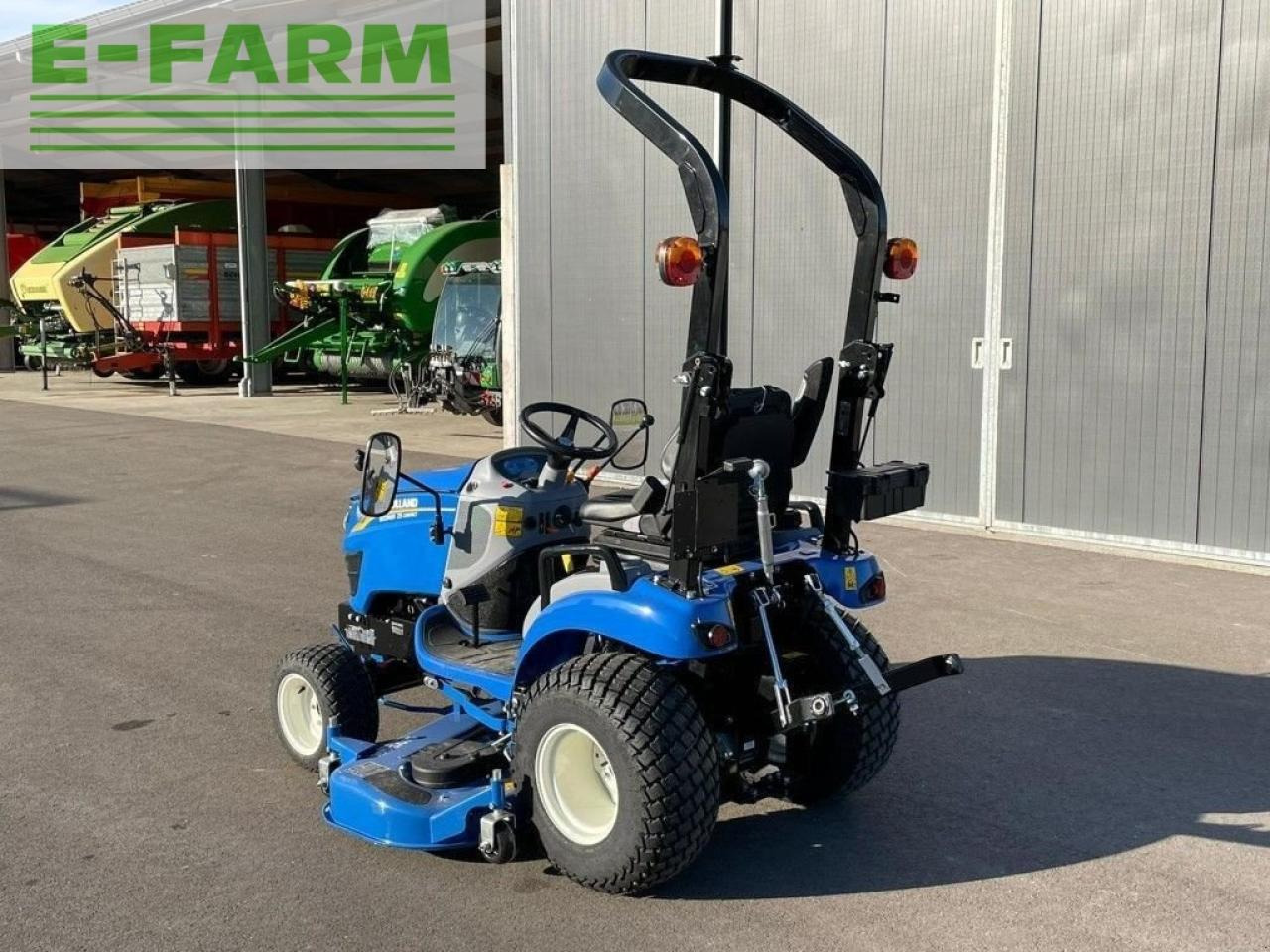 New Holland boomer 25 compact - Τρακτέρ: φωτογραφία 3 New Holland boomer 25 compact - Τρακτέρ: φωτογραφία 3