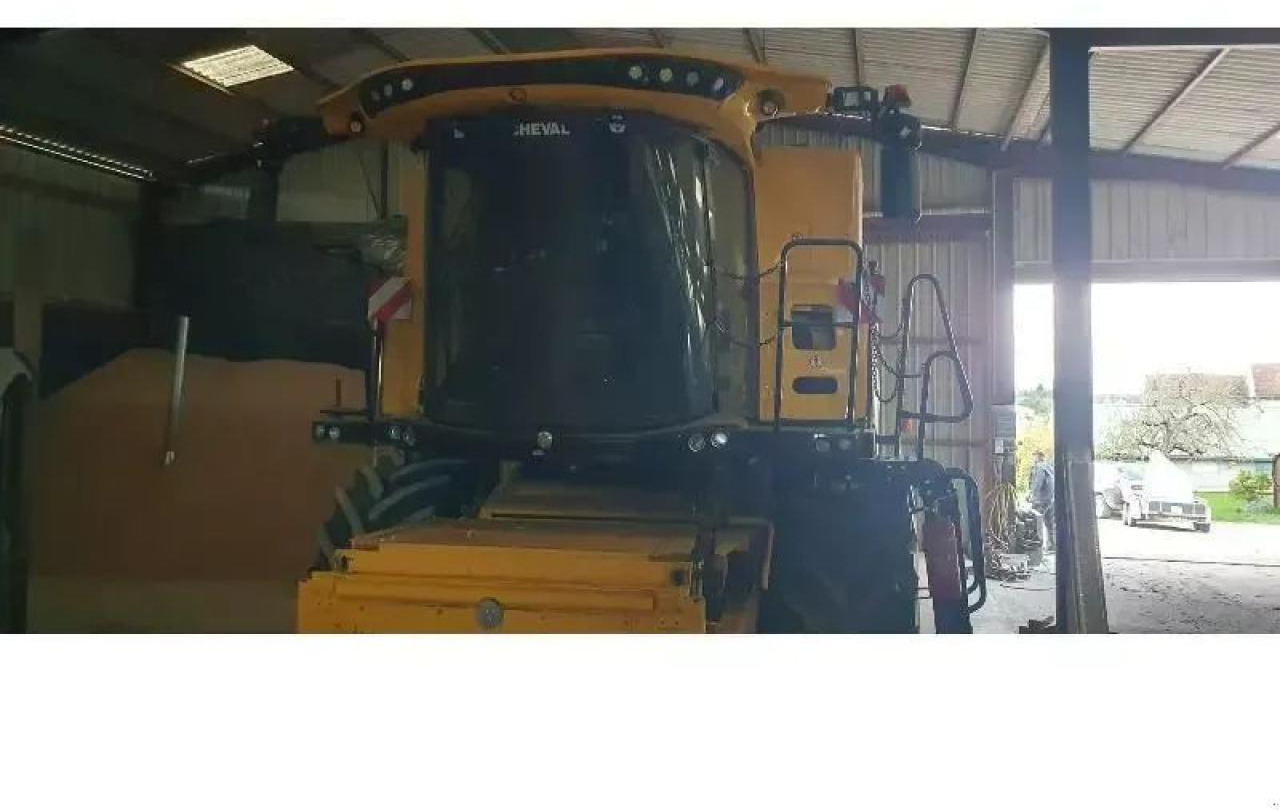 New Holland cr 8.90 - Θεριζοαλωνιστική μηχανή: φωτογραφία 3 New Holland cr 8.90 - Θεριζοαλωνιστική μηχανή: φωτογραφία 3