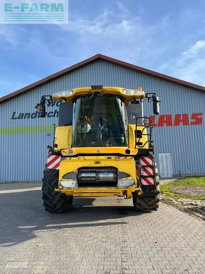 New Holland cr 9070 - Θεριζοαλωνιστική μηχανή: φωτογραφία 2 New Holland cr 9070 - Θεριζοαλωνιστική μηχανή: φωτογραφία 2