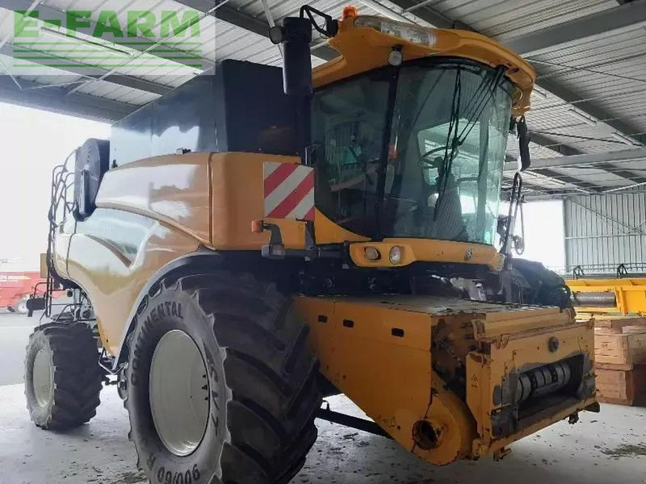 New Holland cr9080 - Θεριζοαλωνιστική μηχανή: φωτογραφία 1 New Holland cr9080 - Θεριζοαλωνιστική μηχανή: φωτογραφία 1