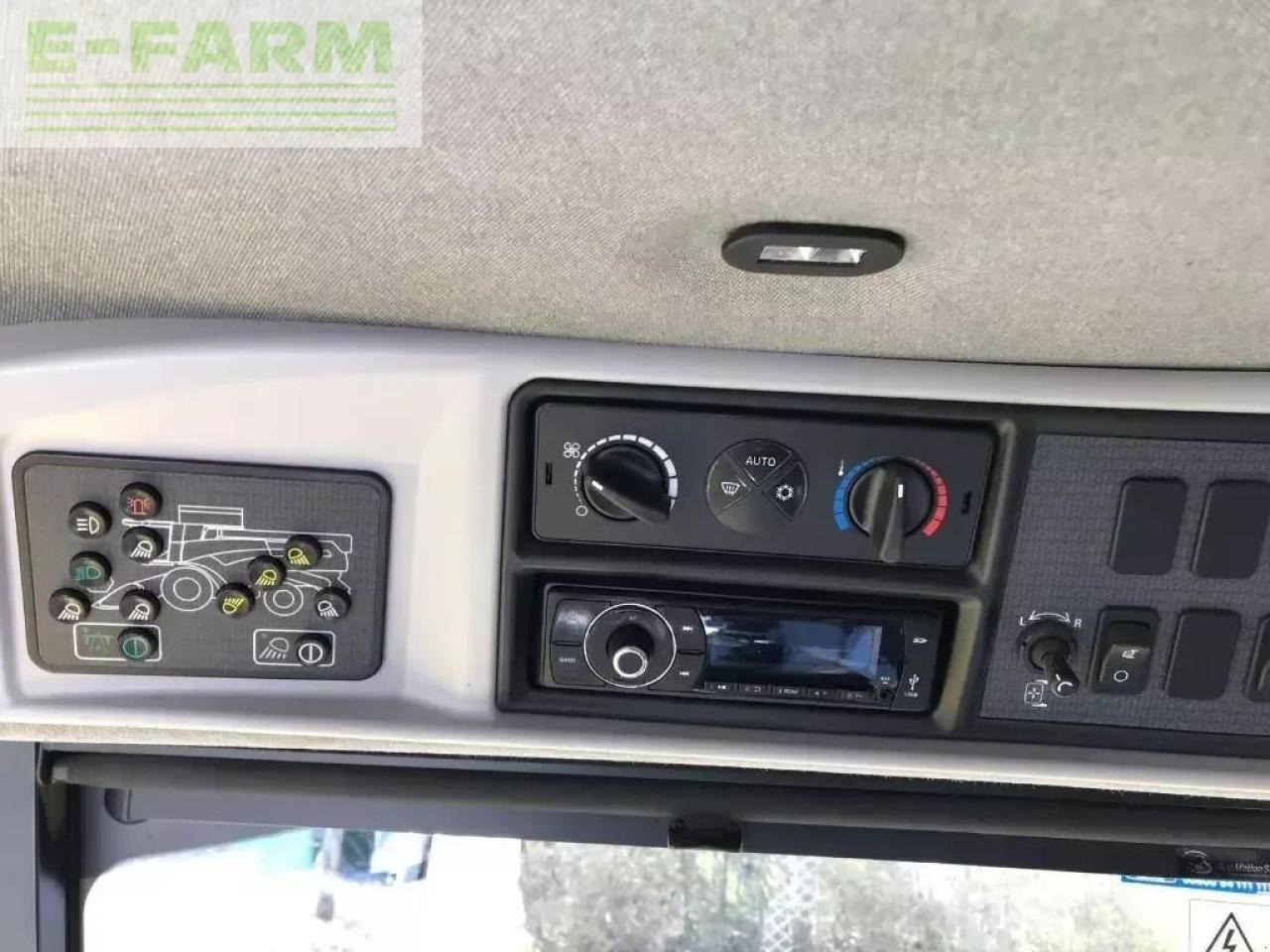 Θεριζοαλωνιστική μηχανή New Holland cx 8.90 slh: φωτογραφία 14