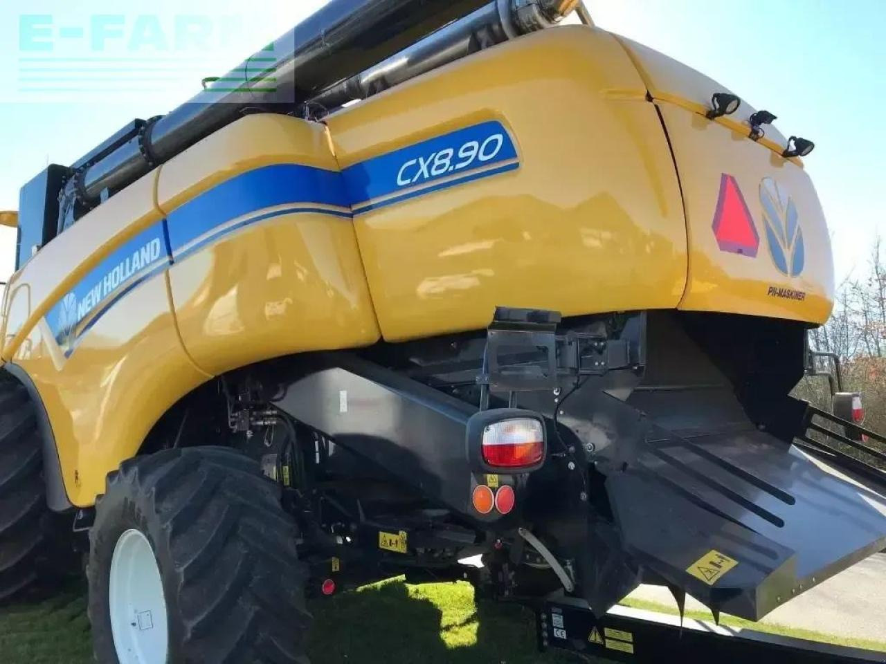Θεριζοαλωνιστική μηχανή New Holland cx 8.90 slh: φωτογραφία 6