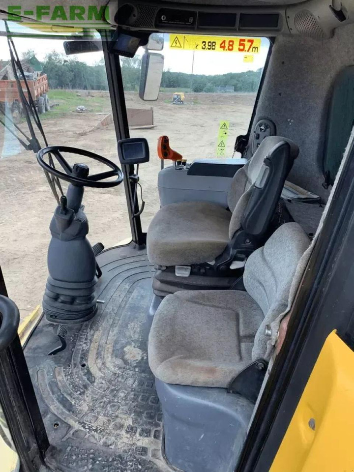 New Holland cx 880 hd - Θεριζοαλωνιστική μηχανή: φωτογραφία 5 New Holland cx 880 hd - Θεριζοαλωνιστική μηχανή: φωτογραφία 5