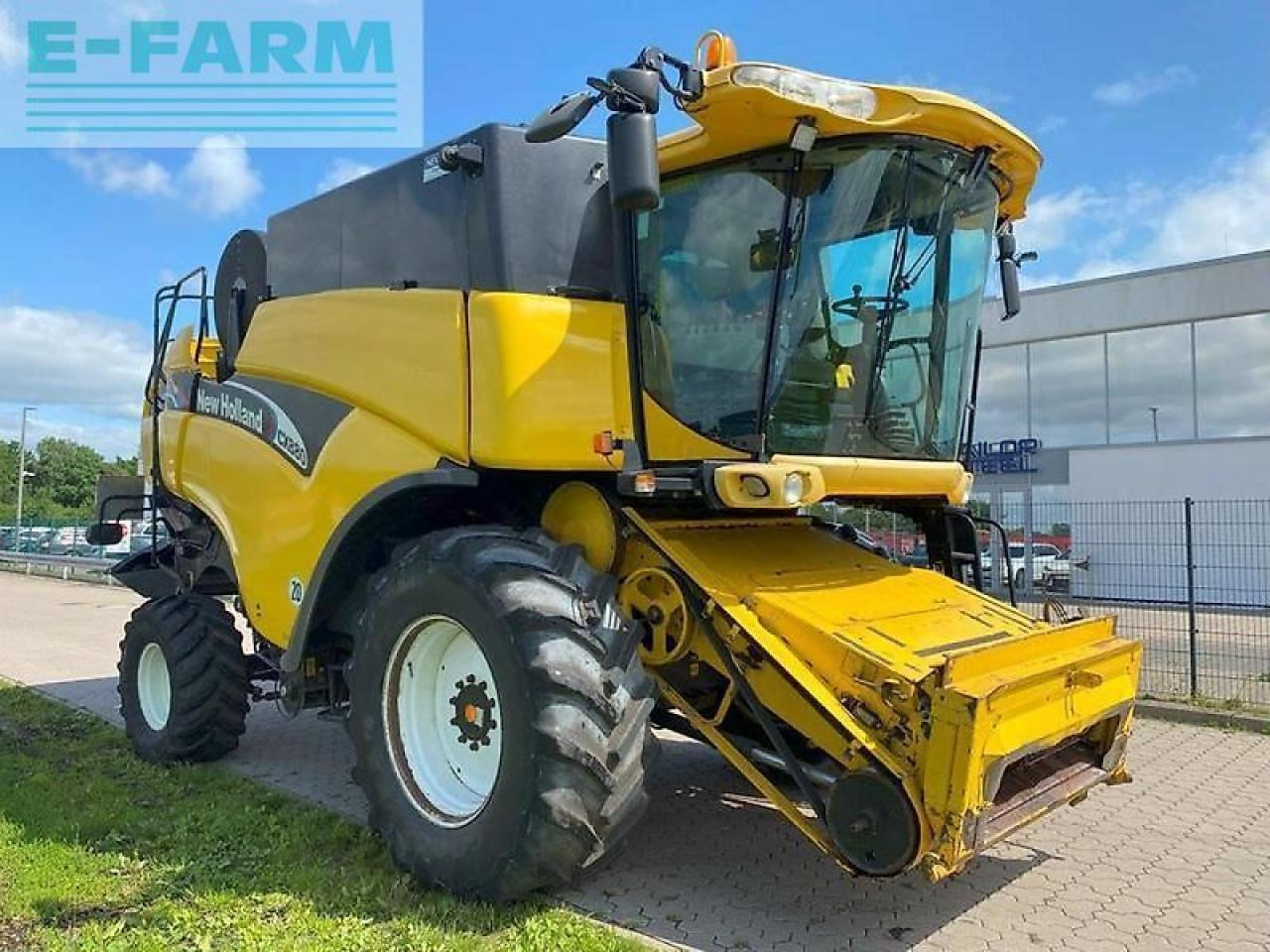 New Holland cx 880 - Θεριζοαλωνιστική μηχανή: φωτογραφία 3 New Holland cx 880 - Θεριζοαλωνιστική μηχανή: φωτογραφία 3