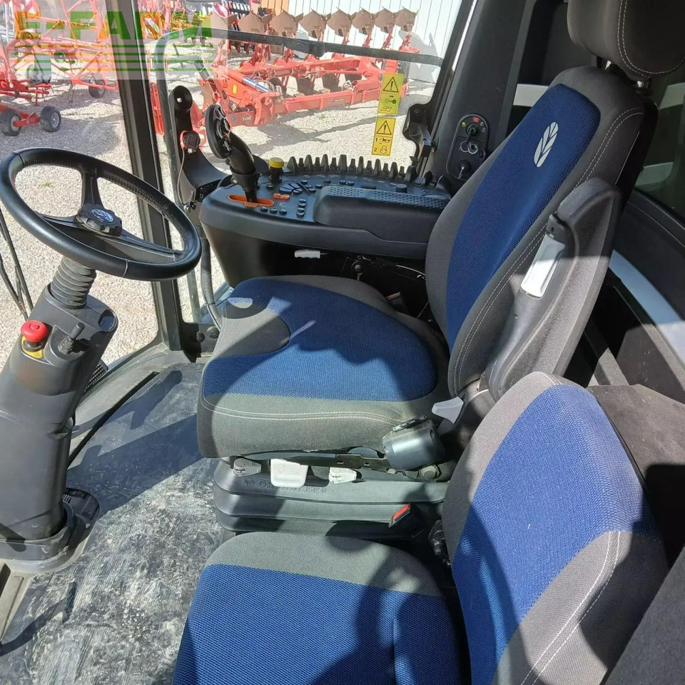 New Holland cx8.70 - Θεριζοαλωνιστική μηχανή: φωτογραφία 5 New Holland cx8.70 - Θεριζοαλωνιστική μηχανή: φωτογραφία 5