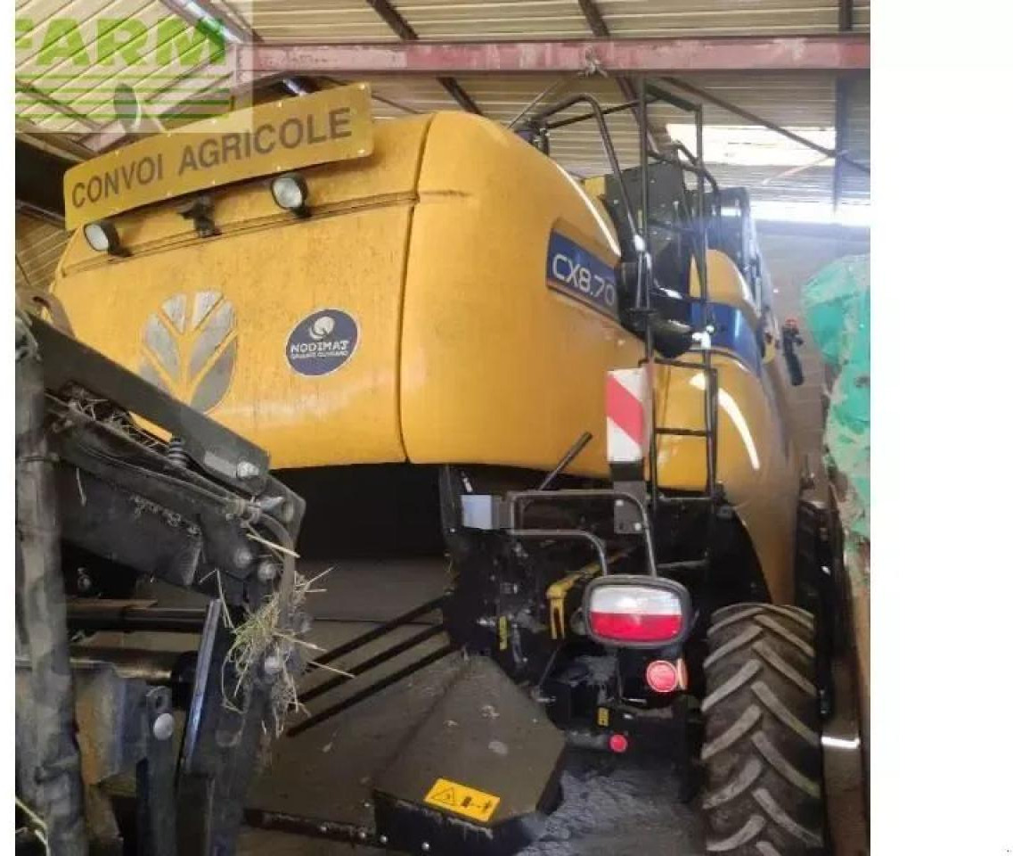 New Holland cx8-70 - Θεριζοαλωνιστική μηχανή: φωτογραφία 4 New Holland cx8-70 - Θεριζοαλωνιστική μηχανή: φωτογραφία 4