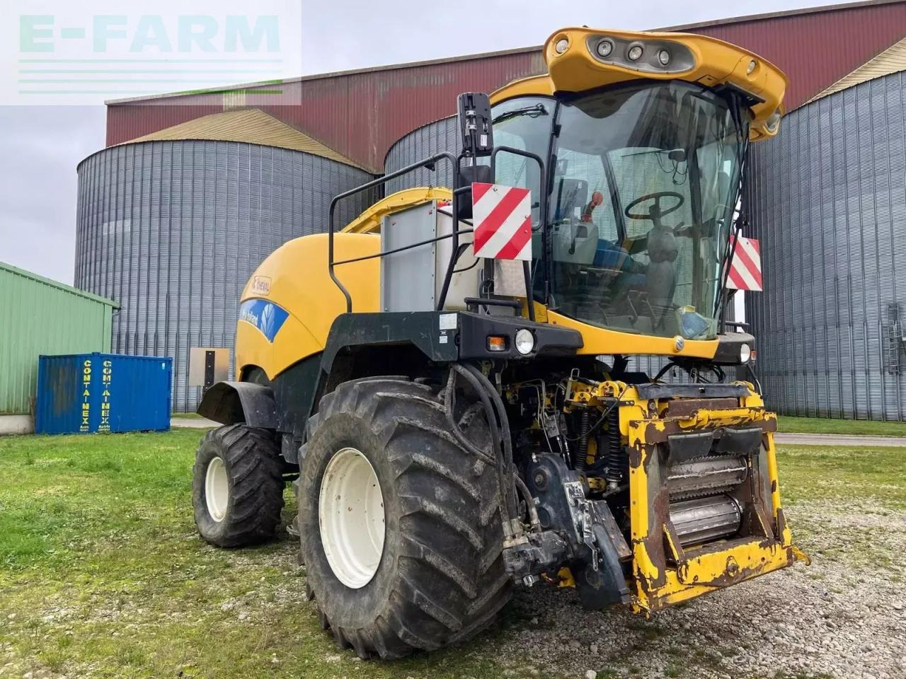 New Holland fr 9040 - Ενσιρωτική μηχανή: φωτογραφία 1 New Holland fr 9040 - Ενσιρωτική μηχανή: φωτογραφία 1