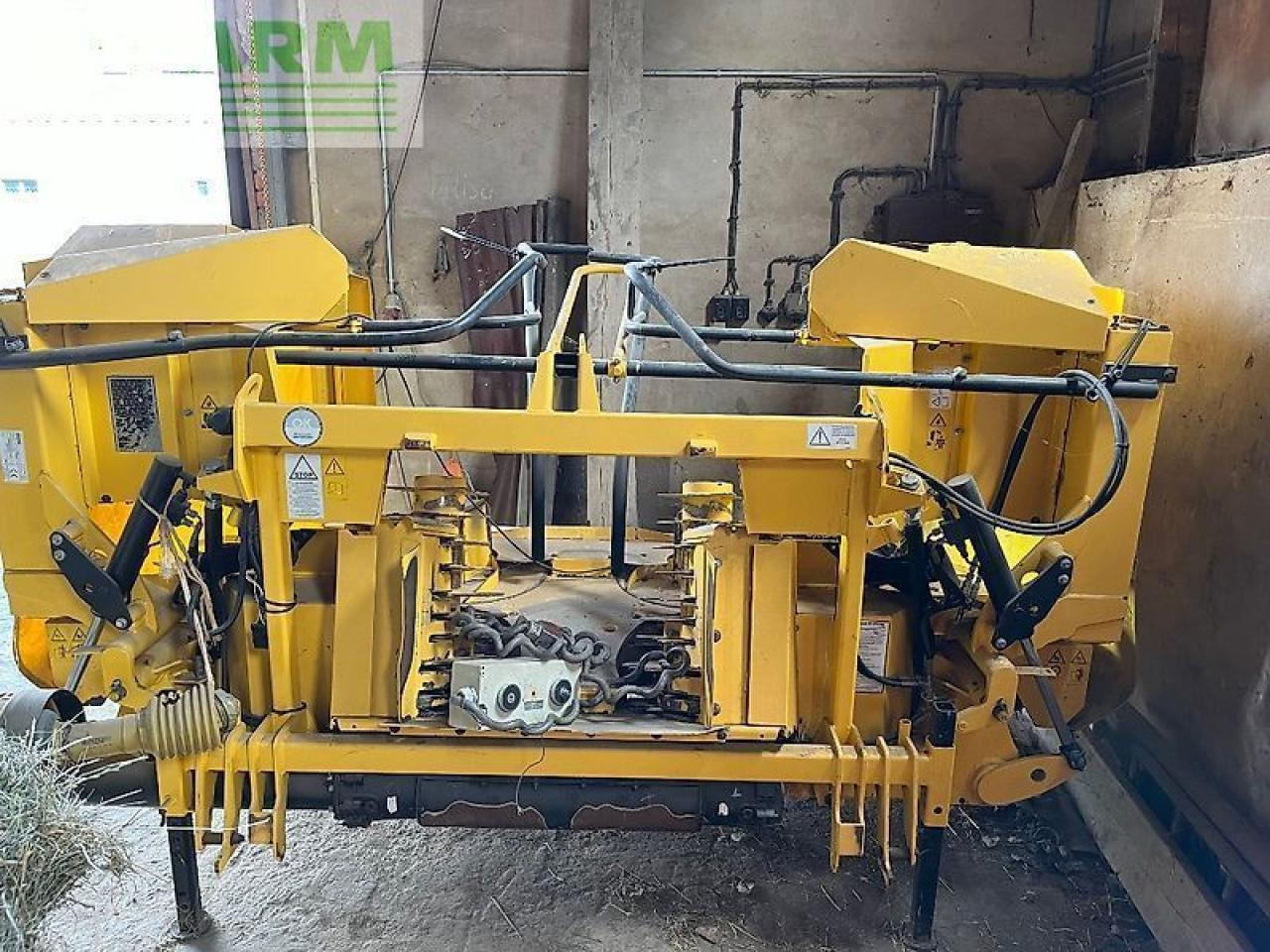 Ενσιρωτική μηχανή New Holland fr 9050: φωτογραφία 10