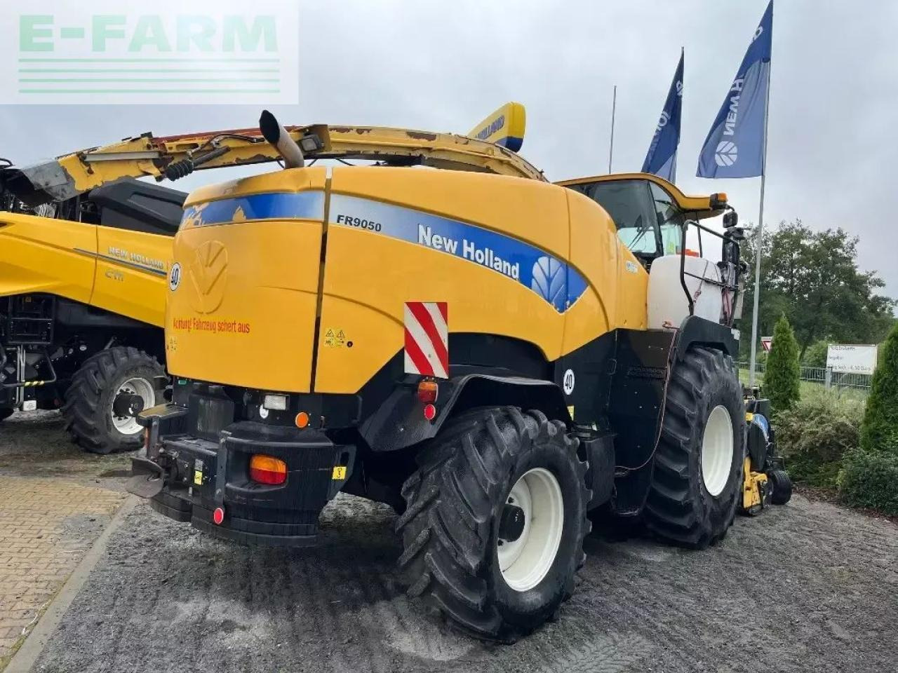 New Holland fr 9050 - Ενσιρωτική μηχανή: φωτογραφία 4 New Holland fr 9050 - Ενσιρωτική μηχανή: φωτογραφία 4