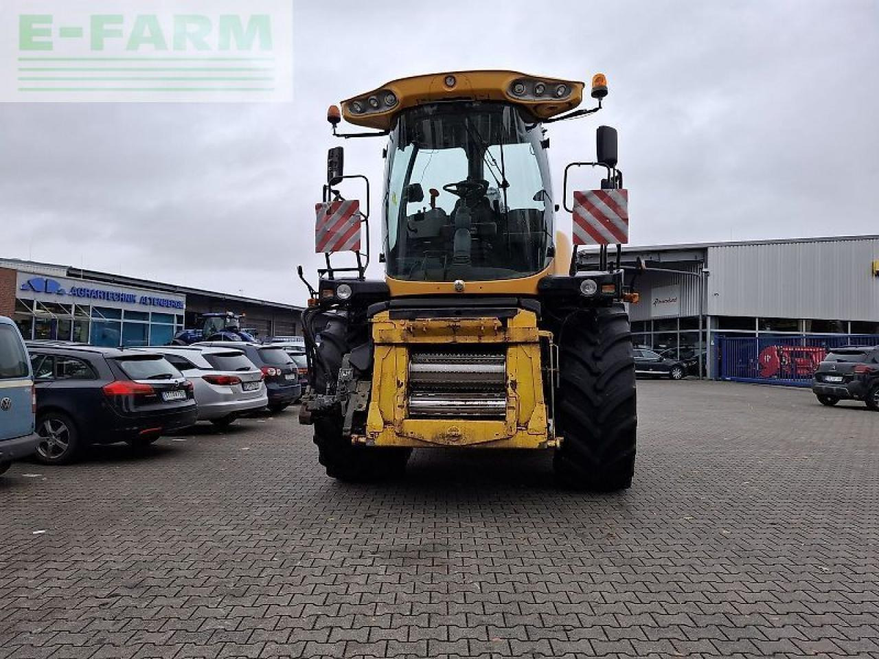 New Holland fr9060 / fr 9060 mit allrad - Ενσιρωτική μηχανή: φωτογραφία 3 New Holland fr9060 / fr 9060 mit allrad - Ενσιρωτική μηχανή: φωτογραφία 3