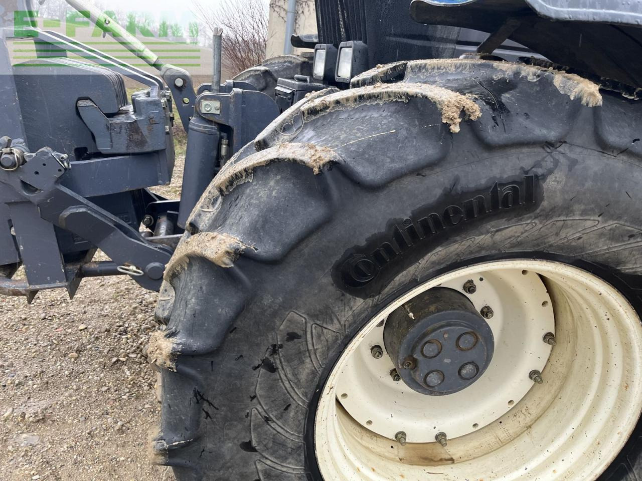New Holland g 210 / 8870 - Τρακτέρ: φωτογραφία 4 New Holland g 210 / 8870 - Τρακτέρ: φωτογραφία 4