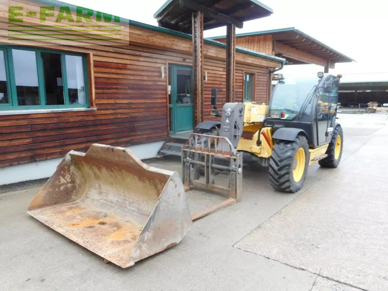 New Holland lm732 mit schaufel und gabel - Τηλεσκοπικός φορτωτής: φωτογραφία 2 New Holland lm732 mit schaufel und gabel - Τηλεσκοπικός φορτωτής: φωτογραφία 2