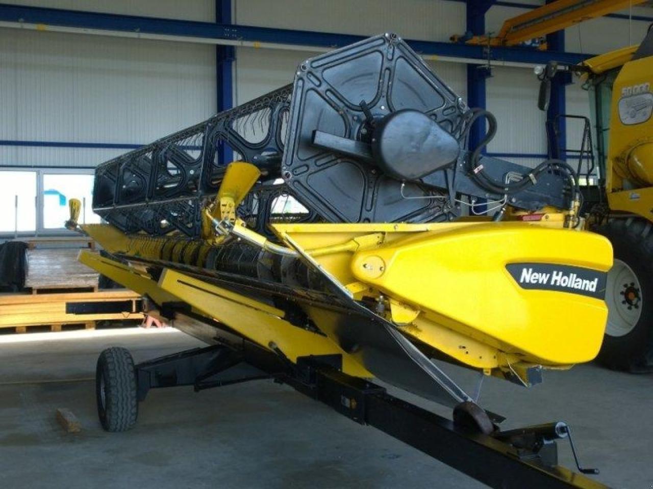 New Holland schneidwerk 7,32 m - Θεριζοαλωνιστική μηχανή - κεφαλή: φωτογραφία 1 New Holland schneidwerk 7,32 m - Θεριζοαλωνιστική μηχανή - κεφαλή: φωτογραφία 1