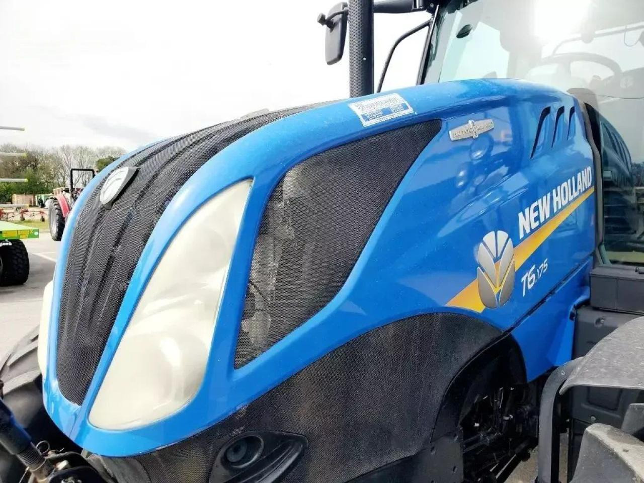 New Holland t 6.175 - Τρακτέρ: φωτογραφία 4 New Holland t 6.175 - Τρακτέρ: φωτογραφία 4