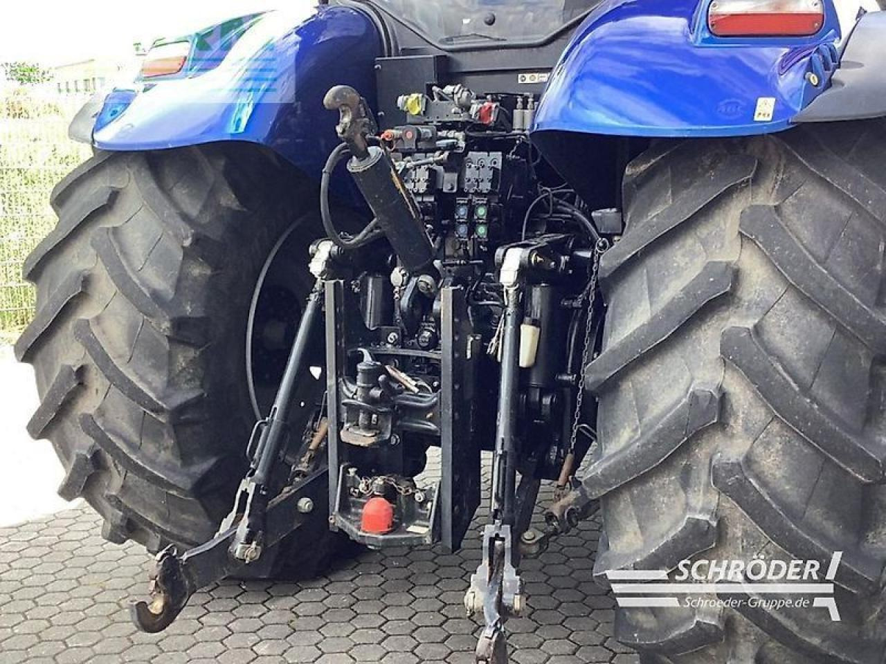 New Holland t 7.270 ac - Τρακτέρ: φωτογραφία 5 New Holland t 7.270 ac - Τρακτέρ: φωτογραφία 5