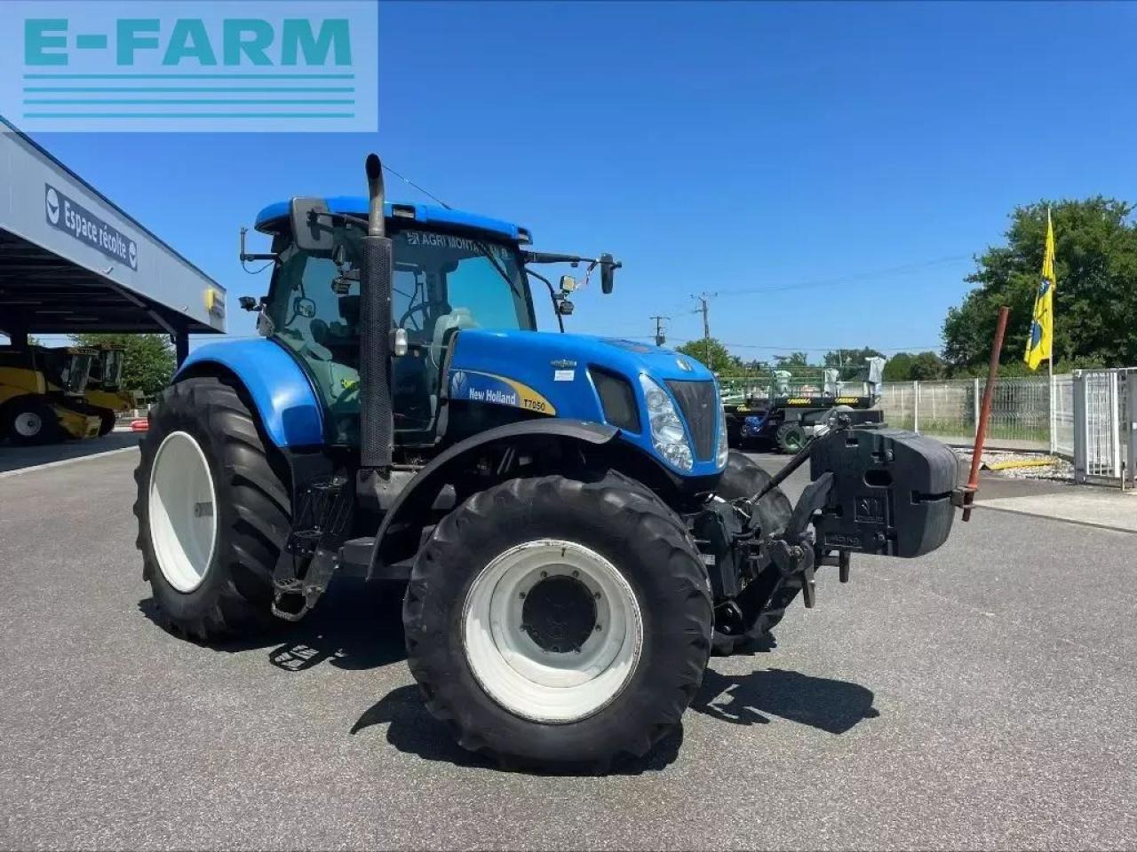 New Holland t 7050 - Τρακτέρ: φωτογραφία 3 New Holland t 7050 - Τρακτέρ: φωτογραφία 3