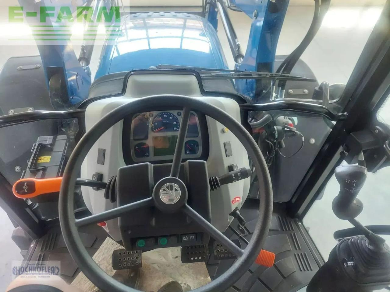 New Holland t4.75s stage v S - Τρακτέρ: φωτογραφία 5 New Holland t4.75s stage v S - Τρακτέρ: φωτογραφία 5