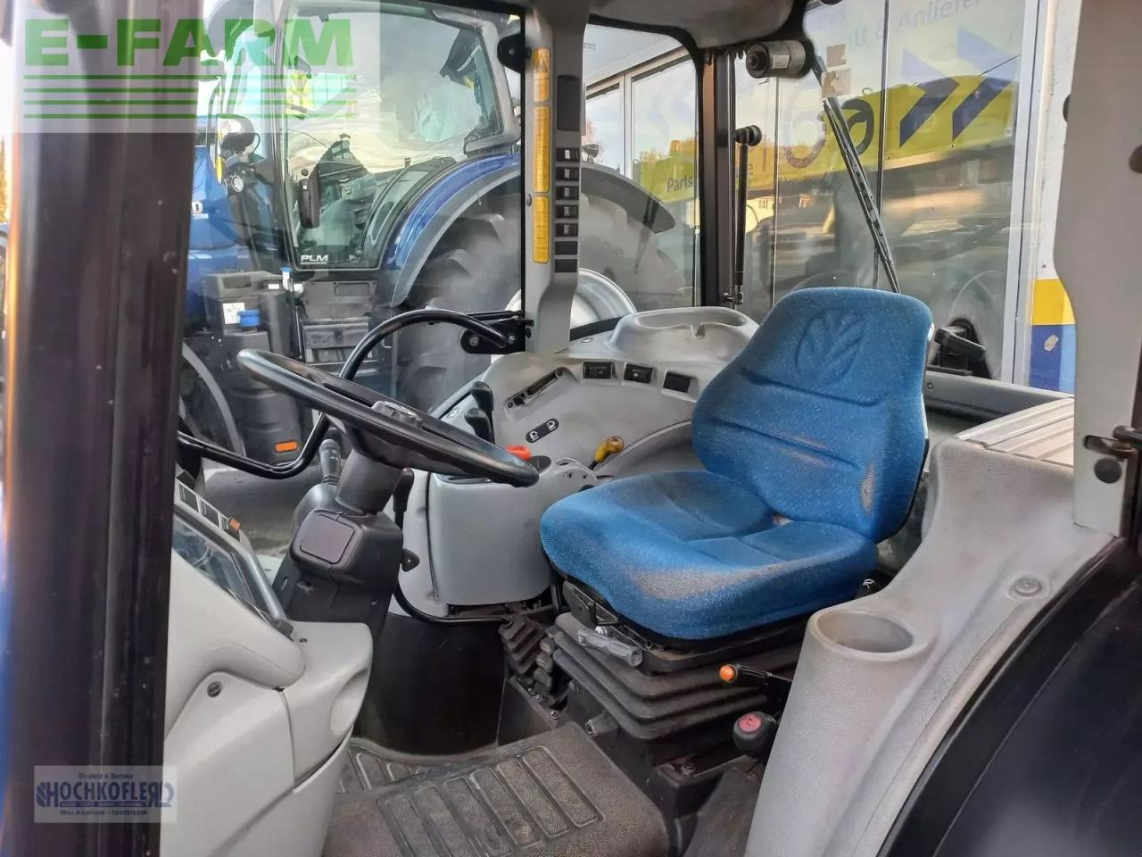 New Holland t4020 deluxe Deluxe - Τρακτέρ: φωτογραφία 4 New Holland t4020 deluxe Deluxe - Τρακτέρ: φωτογραφία 4