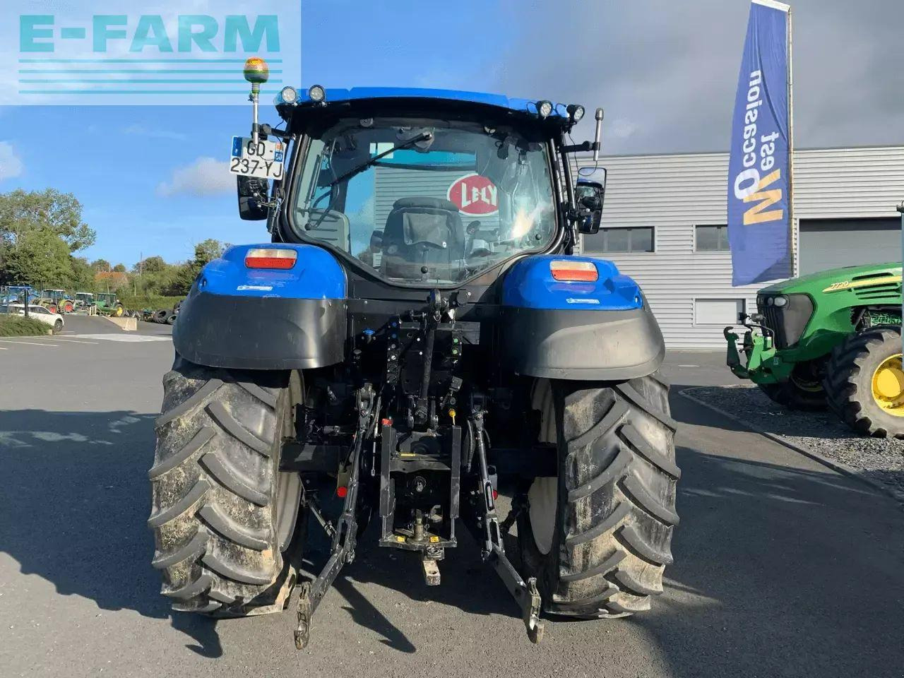 New Holland t5.120 dynamic command - Τρακτέρ: φωτογραφία 5 New Holland t5.120 dynamic command - Τρακτέρ: φωτογραφία 5