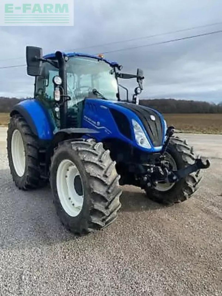 New Holland t5.120 electro command - Τρακτέρ: φωτογραφία 1 New Holland t5.120 electro command - Τρακτέρ: φωτογραφία 1