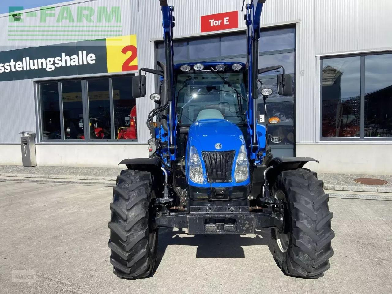 New Holland t5030 - Τρακτέρ: φωτογραφία 2 New Holland t5030 - Τρακτέρ: φωτογραφία 2