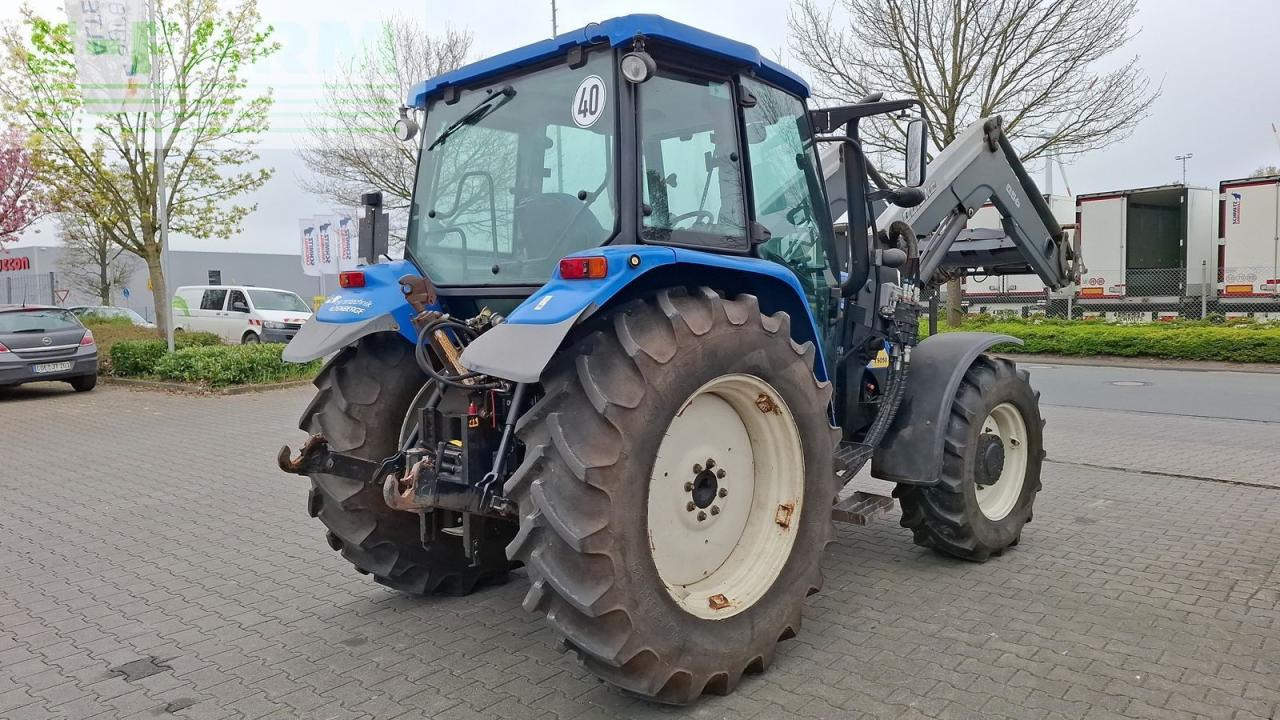 New Holland t5050 - Τρακτέρ: φωτογραφία 5 New Holland t5050 - Τρακτέρ: φωτογραφία 5