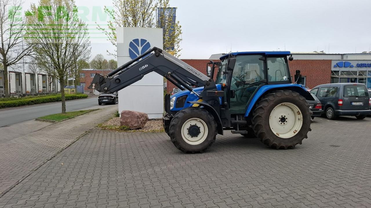 New Holland t5050 - Τρακτέρ: φωτογραφία 2 New Holland t5050 - Τρακτέρ: φωτογραφία 2