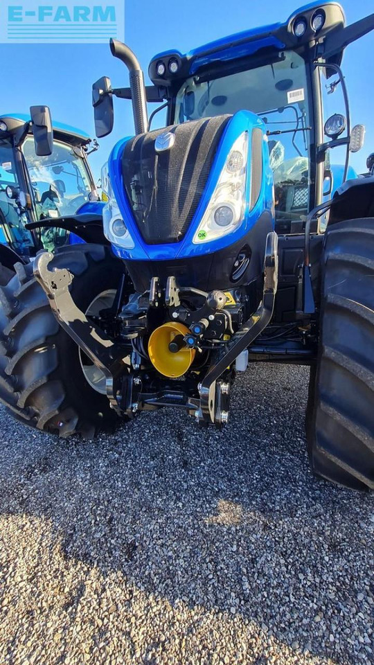 New Holland t6.145 dynamic command (stage v) - Τρακτέρ: φωτογραφία 3 New Holland t6.145 dynamic command (stage v) - Τρακτέρ: φωτογραφία 3