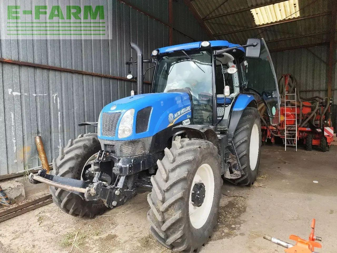 New Holland t6.165 ec - Τρακτέρ: φωτογραφία 1 New Holland t6.165 ec - Τρακτέρ: φωτογραφία 1