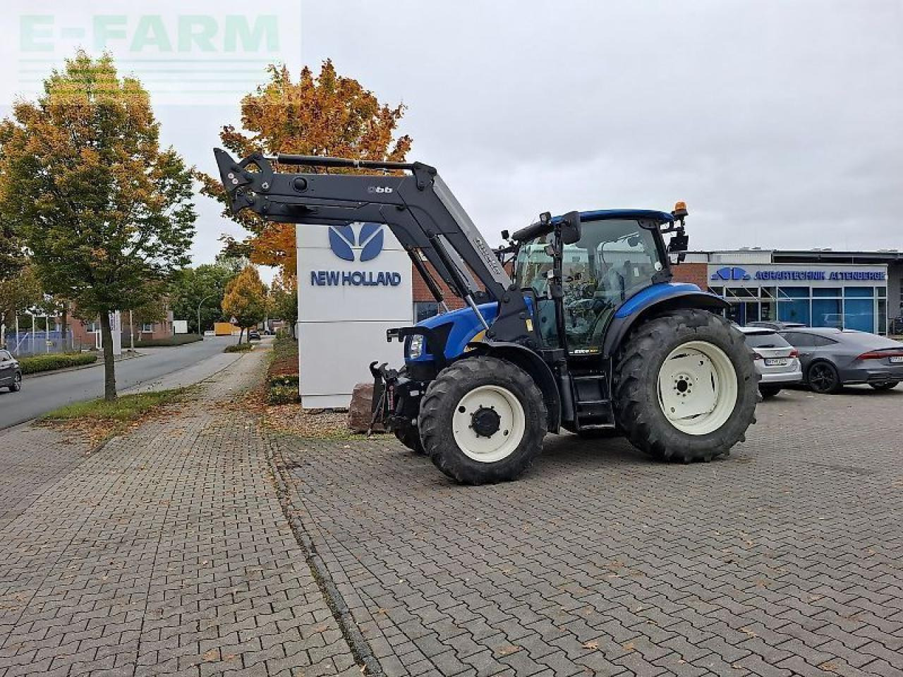 New Holland t6020 elite - Τρακτέρ: φωτογραφία 2 New Holland t6020 elite - Τρακτέρ: φωτογραφία 2