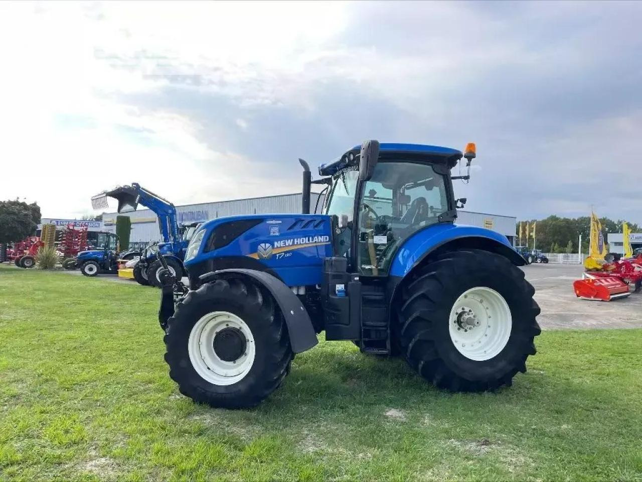 New Holland t7.190 - Τρακτέρ: φωτογραφία 3 New Holland t7.190 - Τρακτέρ: φωτογραφία 3
