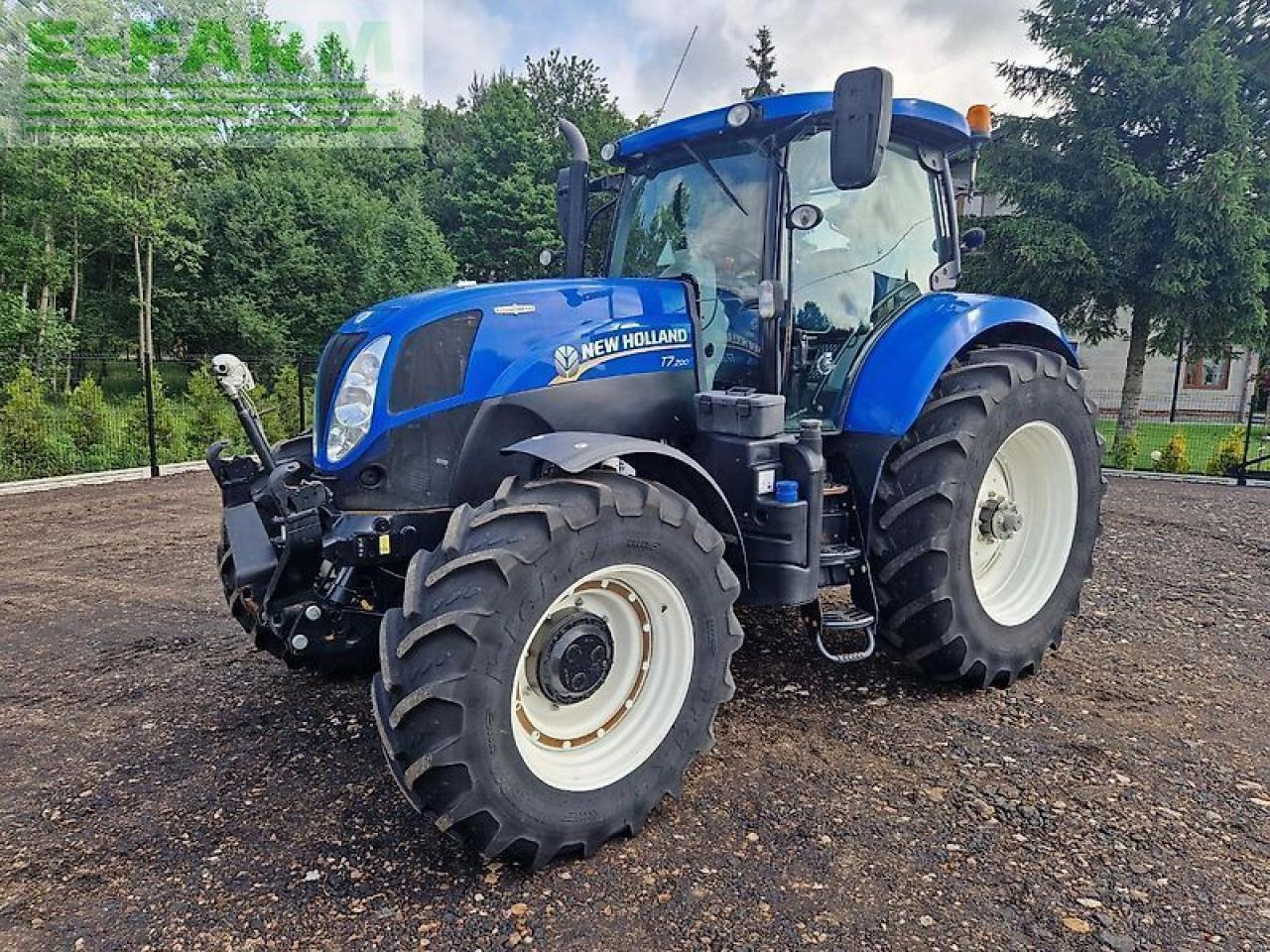 New Holland t7.200 autocommand - Τρακτέρ: φωτογραφία 1 New Holland t7.200 autocommand - Τρακτέρ: φωτογραφία 1