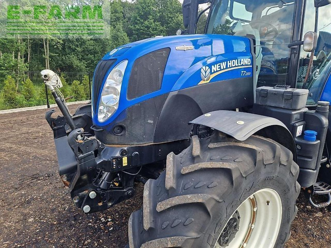 New Holland t7.200 autocommand - Τρακτέρ: φωτογραφία 2 New Holland t7.200 autocommand - Τρακτέρ: φωτογραφία 2