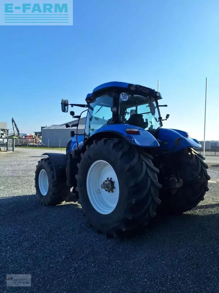 New Holland t7.210 ac - Τρακτέρ: φωτογραφία 4 New Holland t7.210 ac - Τρακτέρ: φωτογραφία 4